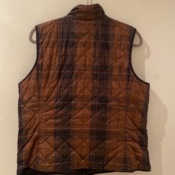 Double Sided Vest - Picture 7 of 10